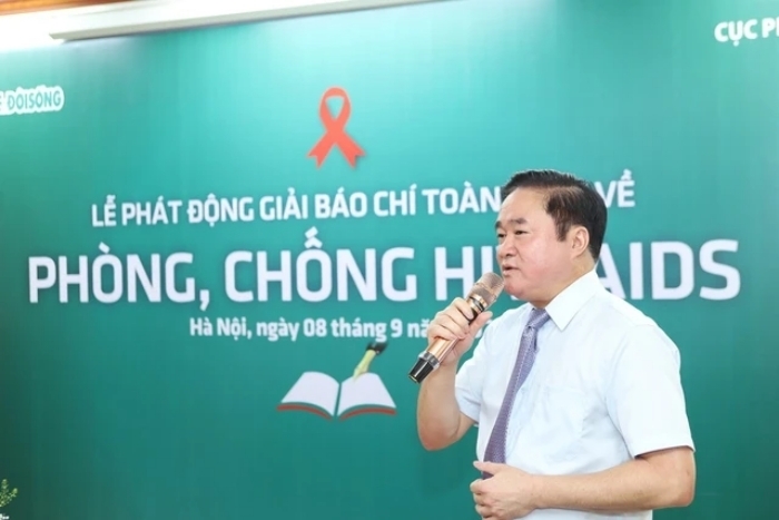 Hơn 13.000 ca nhiễm HIV mỗi năm - Ảnh 1.