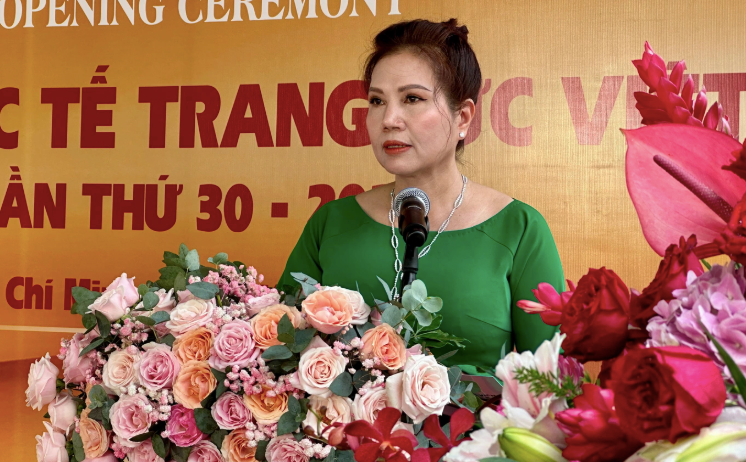 Cựu Tổng giám đốc SJC bị truy tố vì sản xuất vàng trái phép gây thiệt hại hàng trăm tỷ - Ảnh 1.