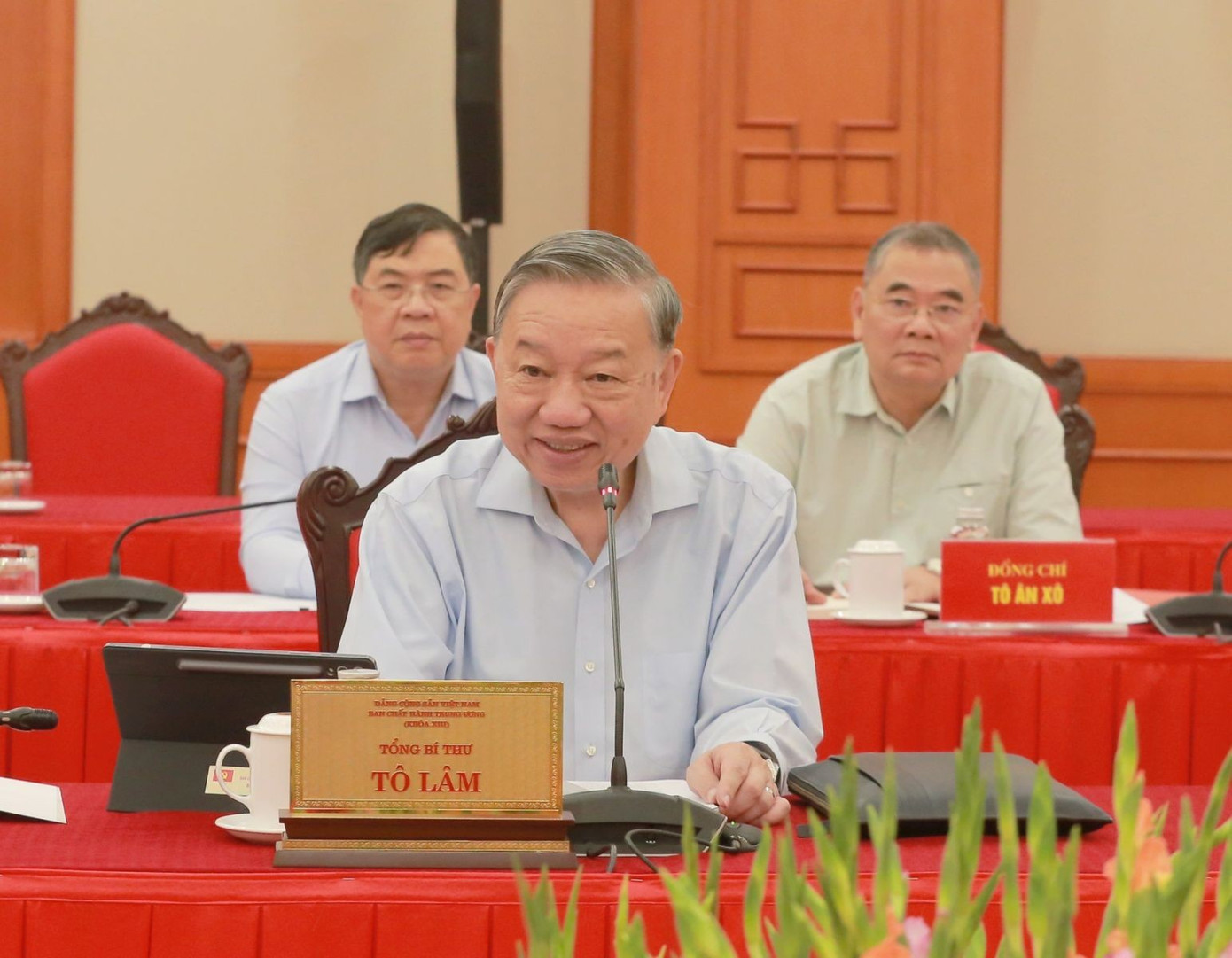 Bộ Chính trị cho ý kiến về nhân sự Đại hội Đảng bộ Công an Trung ương lần thứ VIII - Ảnh 1.