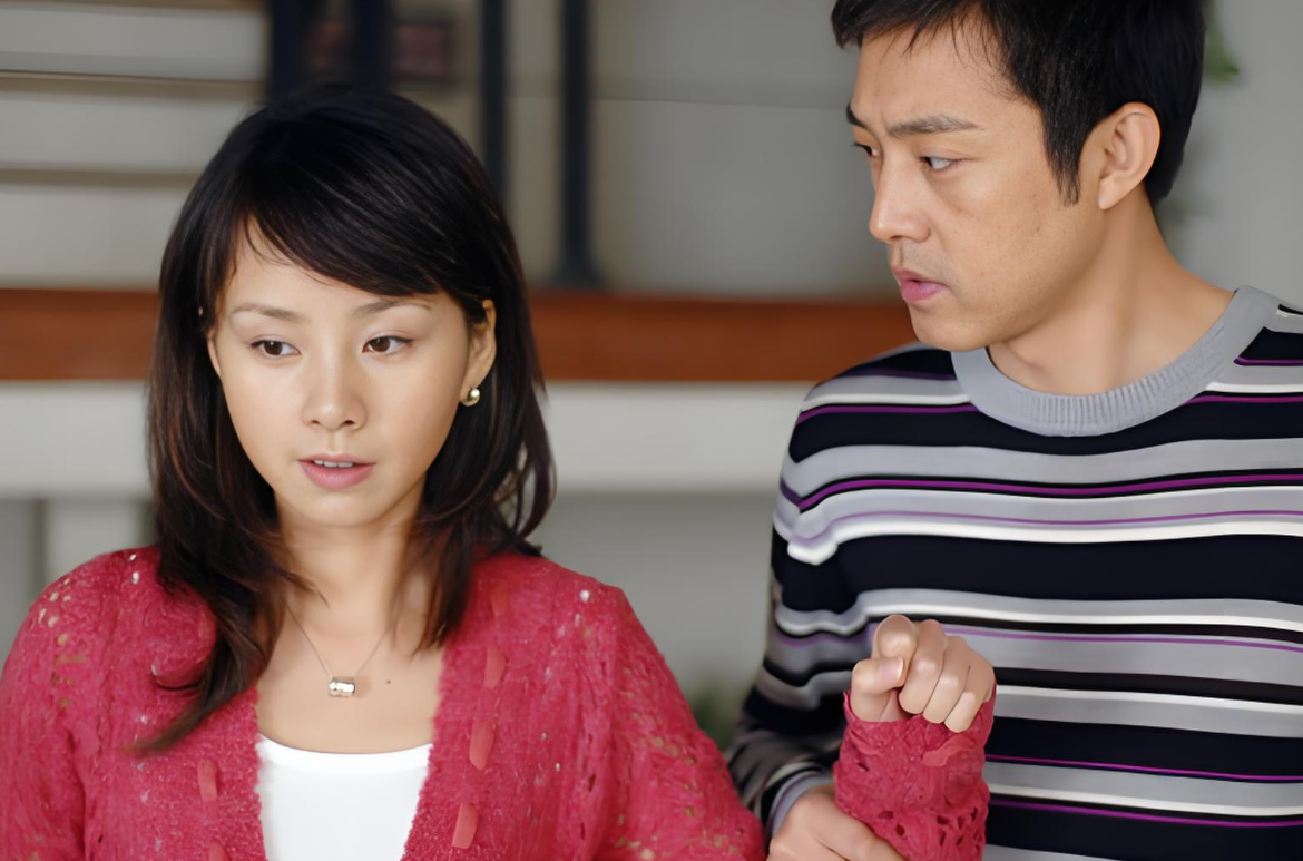 Nghe trộm được câu nói của bố vợ, tôi quyết định ly hôn ngay lập tức- Ảnh 1.