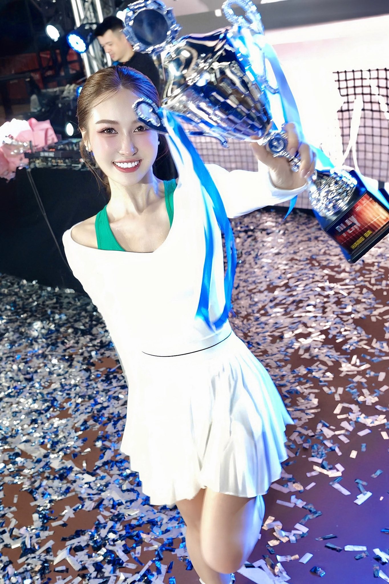 Nhan sắc nữ CEO thay 7 bộ đồ hiệu trong một giải đấu pickleball: “Có tháng tôi chi gần 200 triệu, 30 ngày là 30 outfit không trùng” - Ảnh 5.