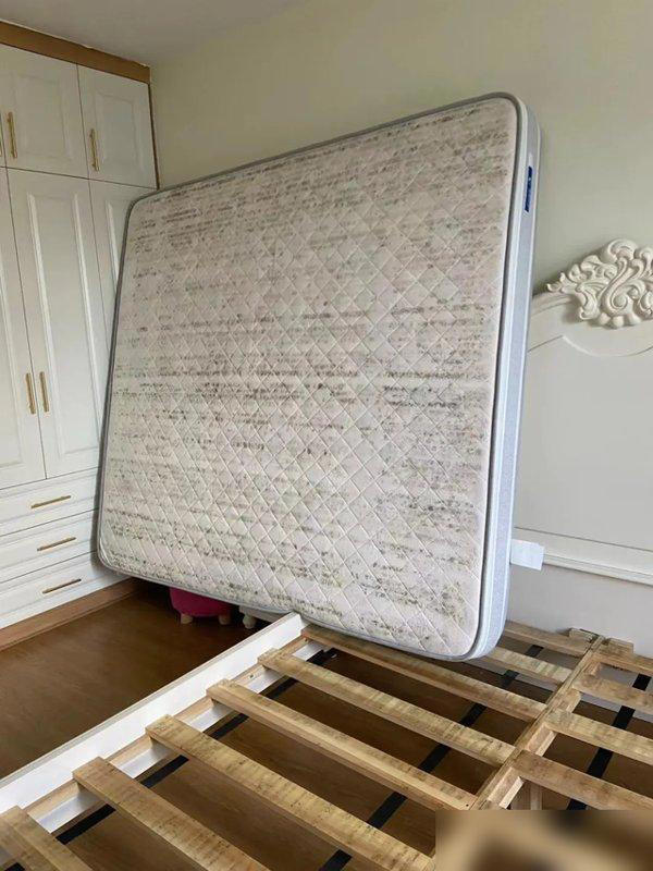 6 “ổ nấm mốc" ẩn trong nhà khiến sức khỏe cả gia đình bị đe dọa, nhiều người vẫn bỏ qua- Ảnh 4.