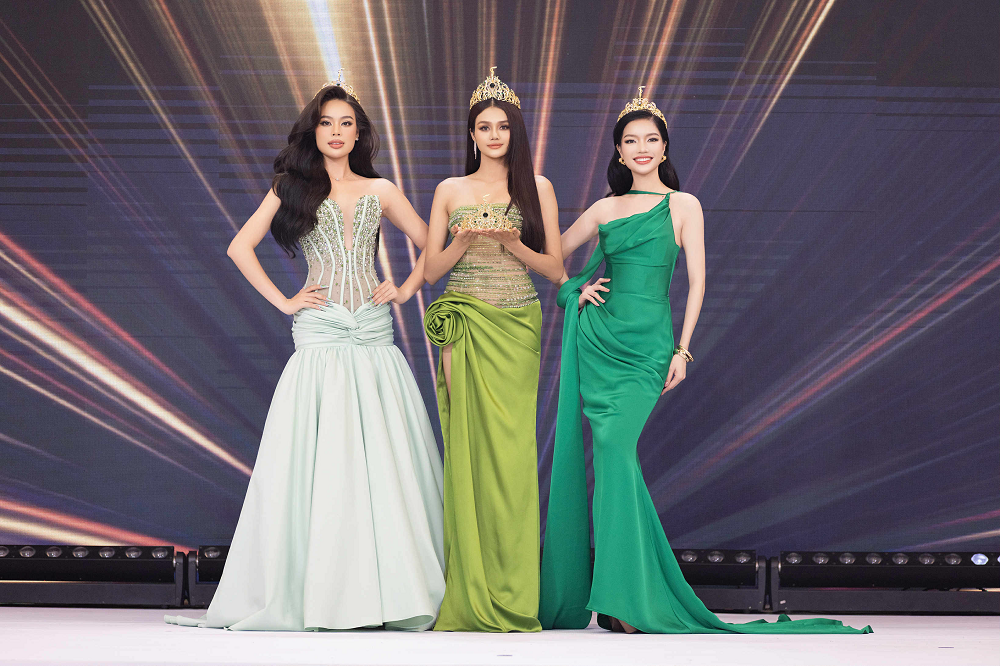 Nhà thiết kế vừa giành giải cao nhất thiết kế vương miện Miss Grand Vietnam 2025 là ai?- Ảnh 3. Nhà thiết kế vừa giành giải cao nhất thiết kế vương miện Miss Grand Vietnam 2025 là ai?- Ảnh 3.