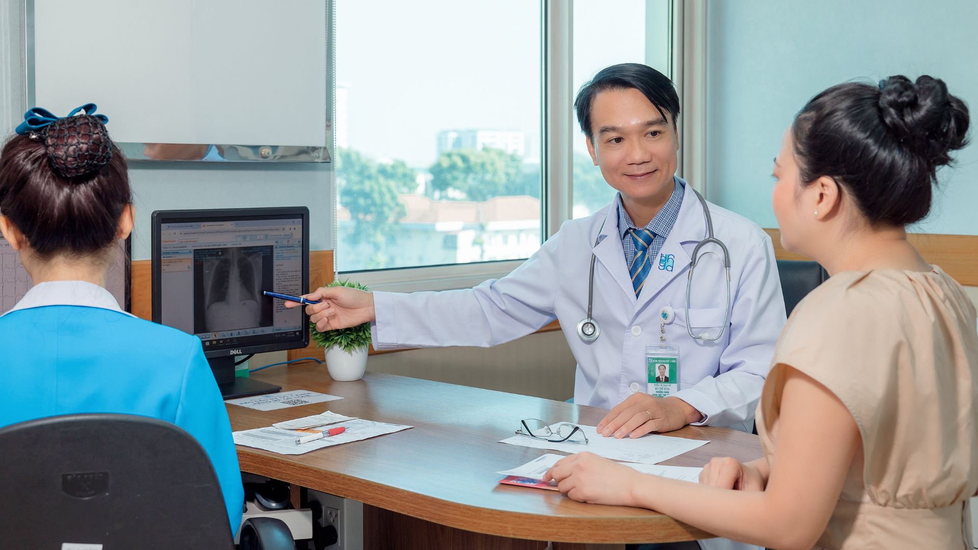 30 tuổi đã đột quỵ, nhồi máu cơ tim: Bác sĩ chỉ đích danh những thói quen “nuôi” tai biến ở người trẻ - Ảnh 1.