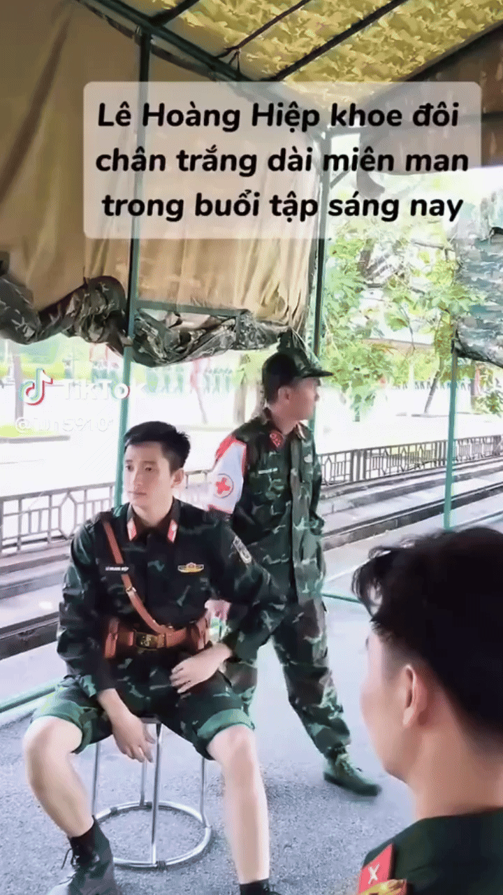 Lê Hoàng Hiệp có làn da trắng khiến fangirl phát ghen, thì ra anh quân nhân giữ da kĩ lắm- Ảnh 8.