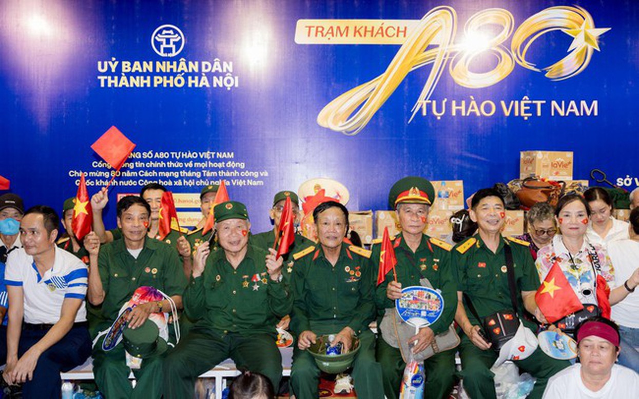 Dấu Ấn Long Châu Tại A80: Lan Tỏa Yêu Thương, Sẻ Chia, Gắn Kết Dân Tộc 1 Photo1757331251088 17573312522221193166741 17573823497512020181039 1757404047924 17574040482711513775394