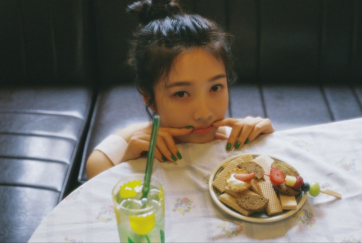 Sáng nào cũng làm 5 điều này, đừng hỏi sao nếp nhăn và vết chân chim “xâm chiếm” làn da dù chỉ mới đôi mươi- Ảnh 2.