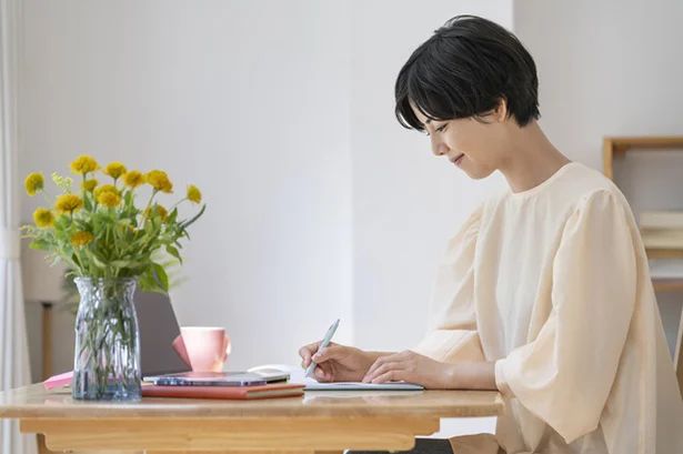 Ng&agrave;y đầu năm 2026: L&agrave;m 3 việc n&agrave;y để k&iacute;ch hoạt t&agrave;i lộc &ndash; nh&agrave; s&aacute;ng v&iacute;a, người s&aacute;ng tiền- Ảnh 3.