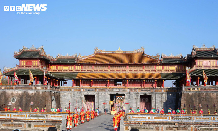 T&aacute;i hiện lễ Ban S&oacute;c triều Nguyễn trong Festival Huế 2026 đầu năm mới - Ảnh 1.