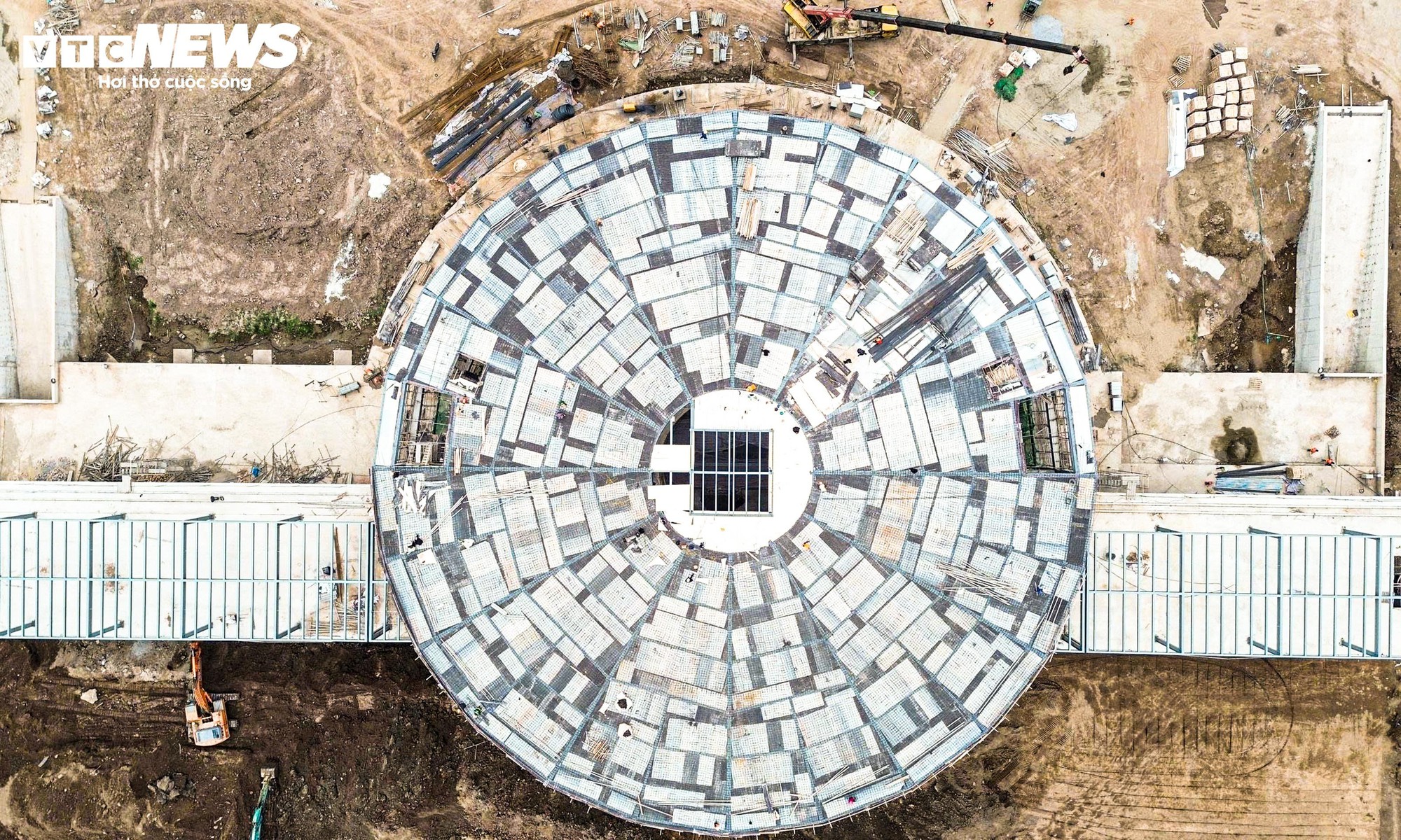 Bến xe kh&aacute;ch Y&ecirc;n Sở H&agrave; Nội c&oacute; hầm gửi 5 . 000 M&sup2; sắp ho&agrave;n th&agrave;nh - Ảnh 5.