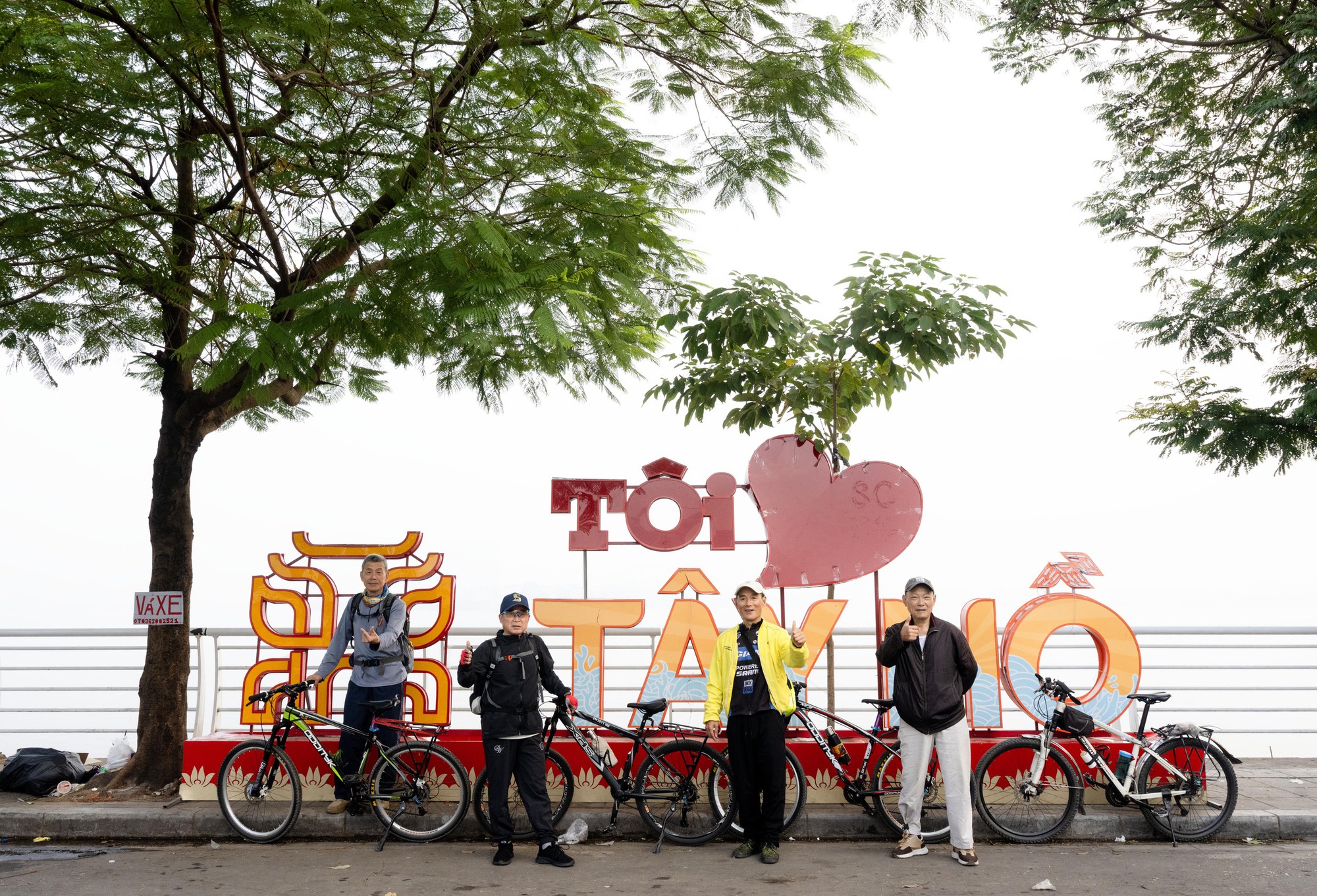 Ảnh, clip: H&agrave; Nội thật lạ trong s&aacute;ng đầu năm 2026- Ảnh 7.