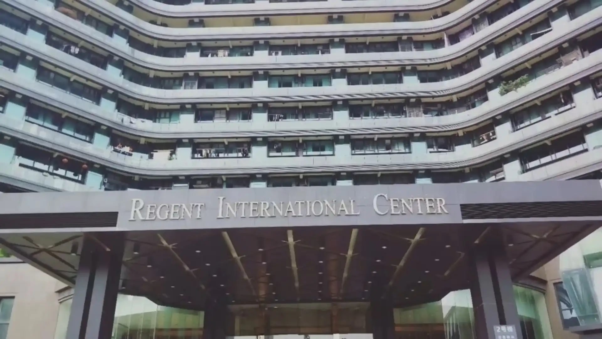 Cận cảnh khu dân cư lớn nhất thế giới, ai nhìn cũng phải thốt lên 2 chữ: Tiền đình!- Ảnh 2. Cận cảnh khu dân cư lớn nhất thế giới, ai nhìn cũng phải thốt lên 2 chữ: Tiền đình!- Ảnh 2.