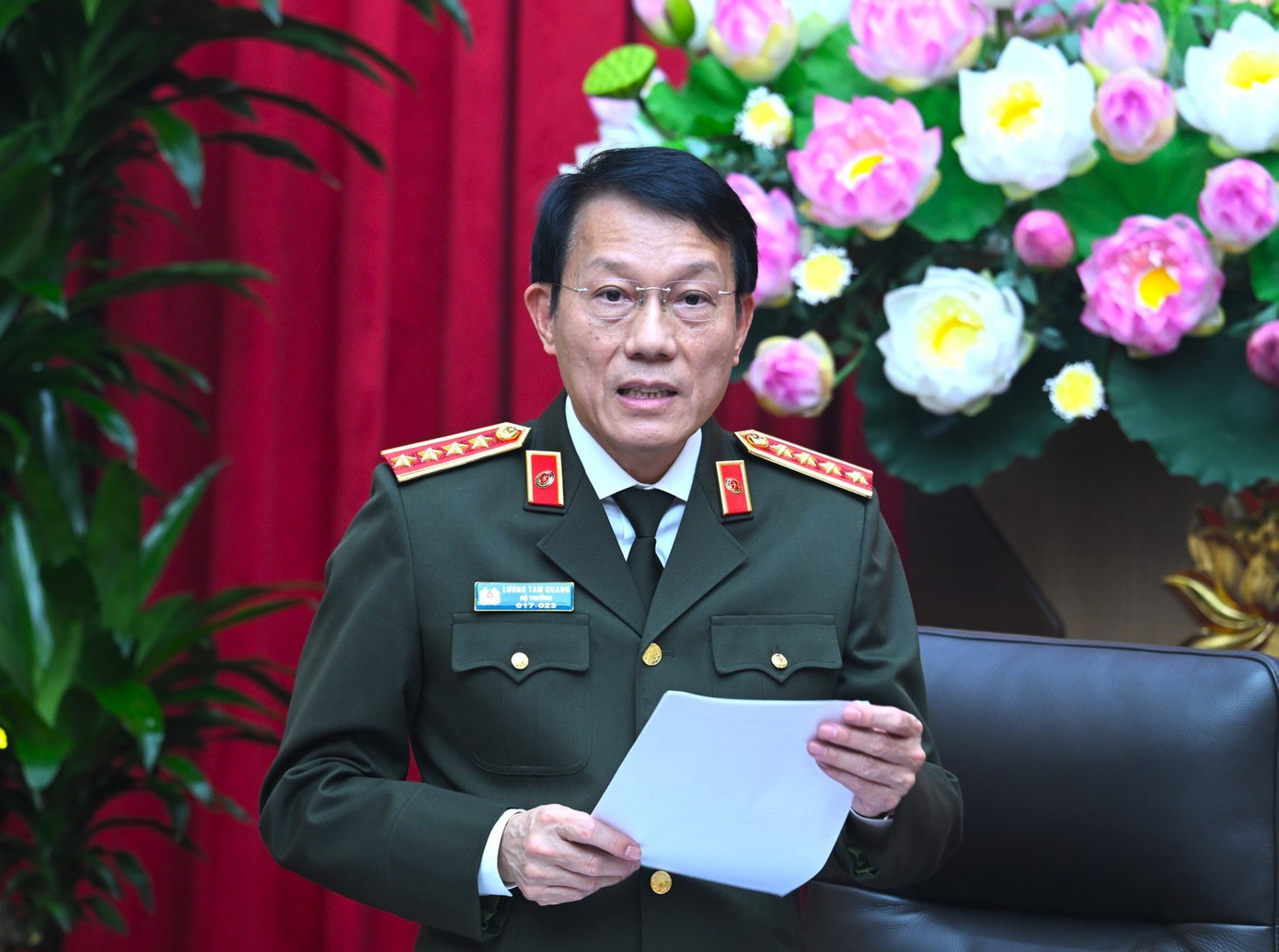 Giới thiệu Đại tướng Lương Tam Quang ứng cử đại biểu Quốc hội kh&oacute;a XVI - Ảnh 2.