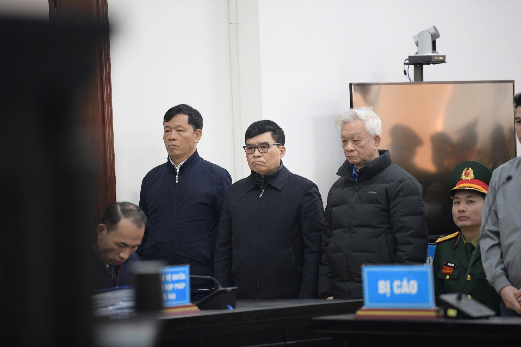 2 Cựu thiếu tướng bị tuyên án tù vì vi phạm quản lý đất đai quốc phòng - Ảnh 1. 2 Cựu thiếu tướng bị tuyên án tù vì vi phạm quản lý đất đai quốc phòng - Ảnh 1.