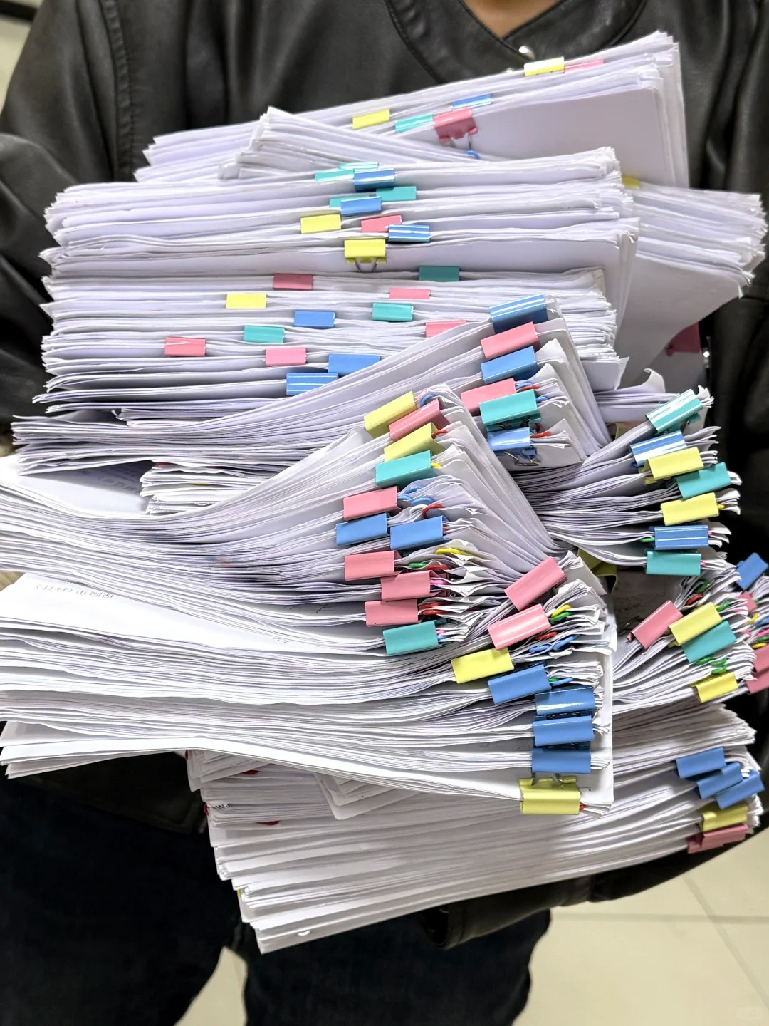 L&agrave;m ng&acirc;n h&agrave;ng Big4, thưởng Tết 250 triệu l&agrave; cảm gi&aacute;c như n&agrave;o? Cảnh tượng l&uacute;c 23h tại văn ph&ograve;ng khiến bạn tỉnh ngộ- Ảnh 3.