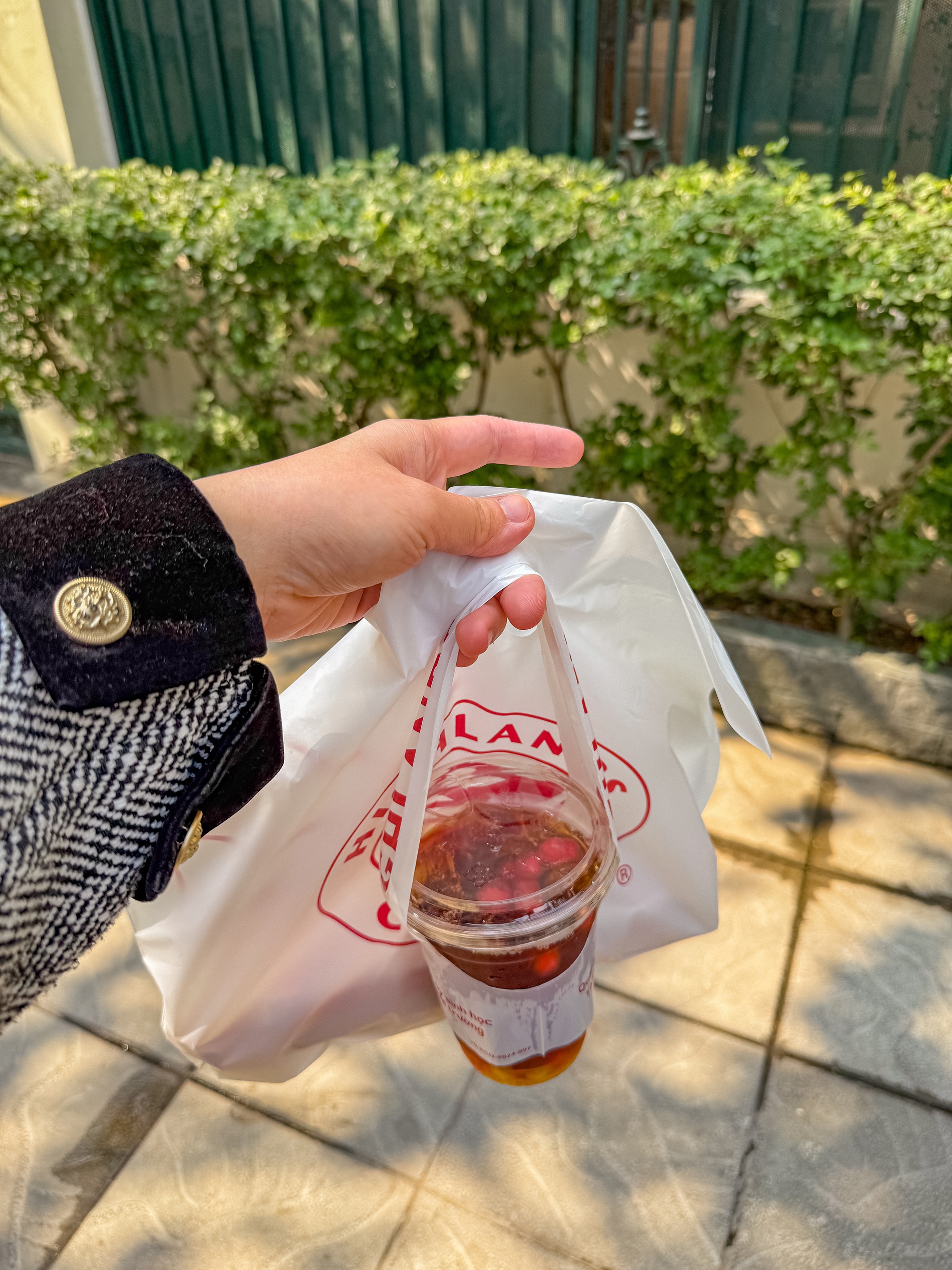 T&igrave;nh h&igrave;nh loạt chi nh&aacute;nh Highlands sau th&ocirc;ng b&aacute;o "đ&atilde; ngưng phục vụ" một số m&oacute;n - Ảnh 8.