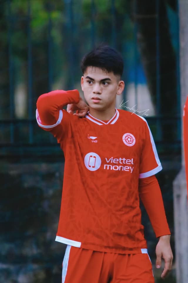 Profile đội trưởng U23 Việt Nam gây sốt U23 châu Á: Vào sân ghi bàn lạnh lùng, ngoài đời là "học sinh giỏi" có tiếng - Ảnh 20. Profile đội trưởng U23 Việt Nam gây sốt U23 châu Á: Vào sân ghi bàn lạnh lùng, ngoài đời là "học sinh giỏi" có tiếng - Ảnh 20.