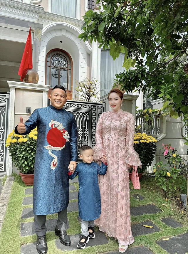 Nhan sắc nữ ca sĩ đình đám U40 vẫn được chồng đại gia chiều như công chúa- Ảnh 4.