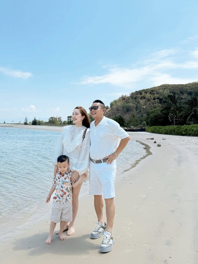 Nhan sắc nữ ca sĩ đình đám U40 vẫn được chồng đại gia chiều như công chúa- Ảnh 3.