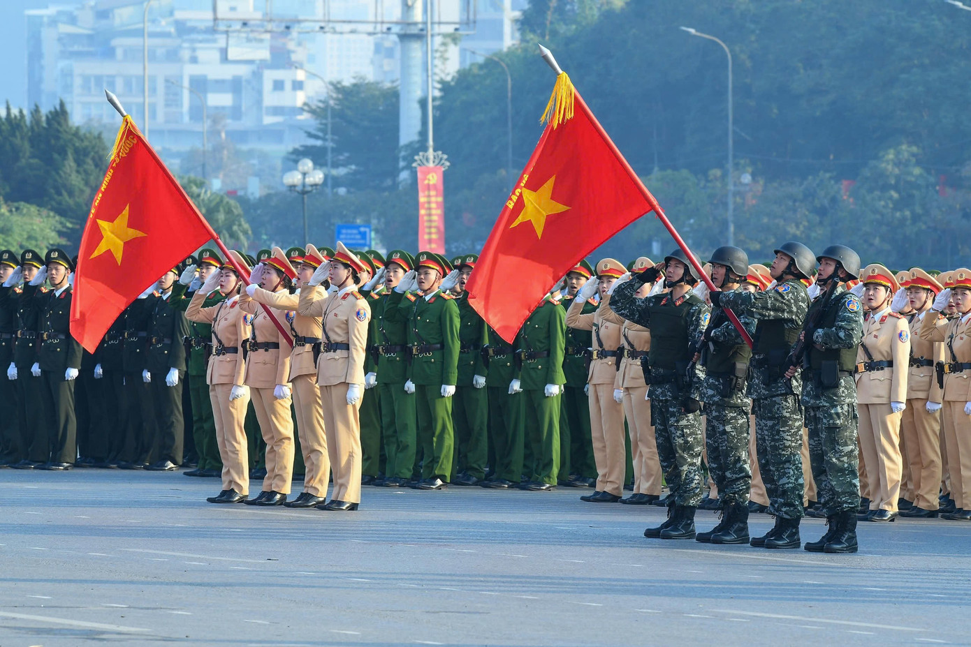 Lễ xuất qu&acirc;n lực lượng C&ocirc;ng an bảo vệ Đại hội XIV của Đảng tại H&agrave; Nội - Ảnh 6.