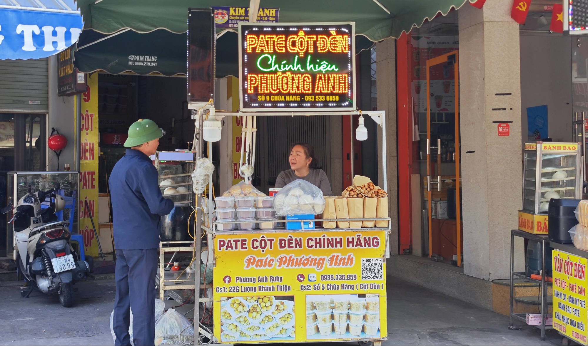 Về Hải Phòng gặp người bán pate truyền thống, lượng khách giảm 60%: “Chúng tôi không có quan hệ gì với pate Cột Đèn kia”- Ảnh 17. Về Hải Phòng gặp người bán pate truyền thống, lượng khách giảm 60%: “Chúng tôi không có quan hệ gì với pate Cột Đèn kia”- Ảnh 17.