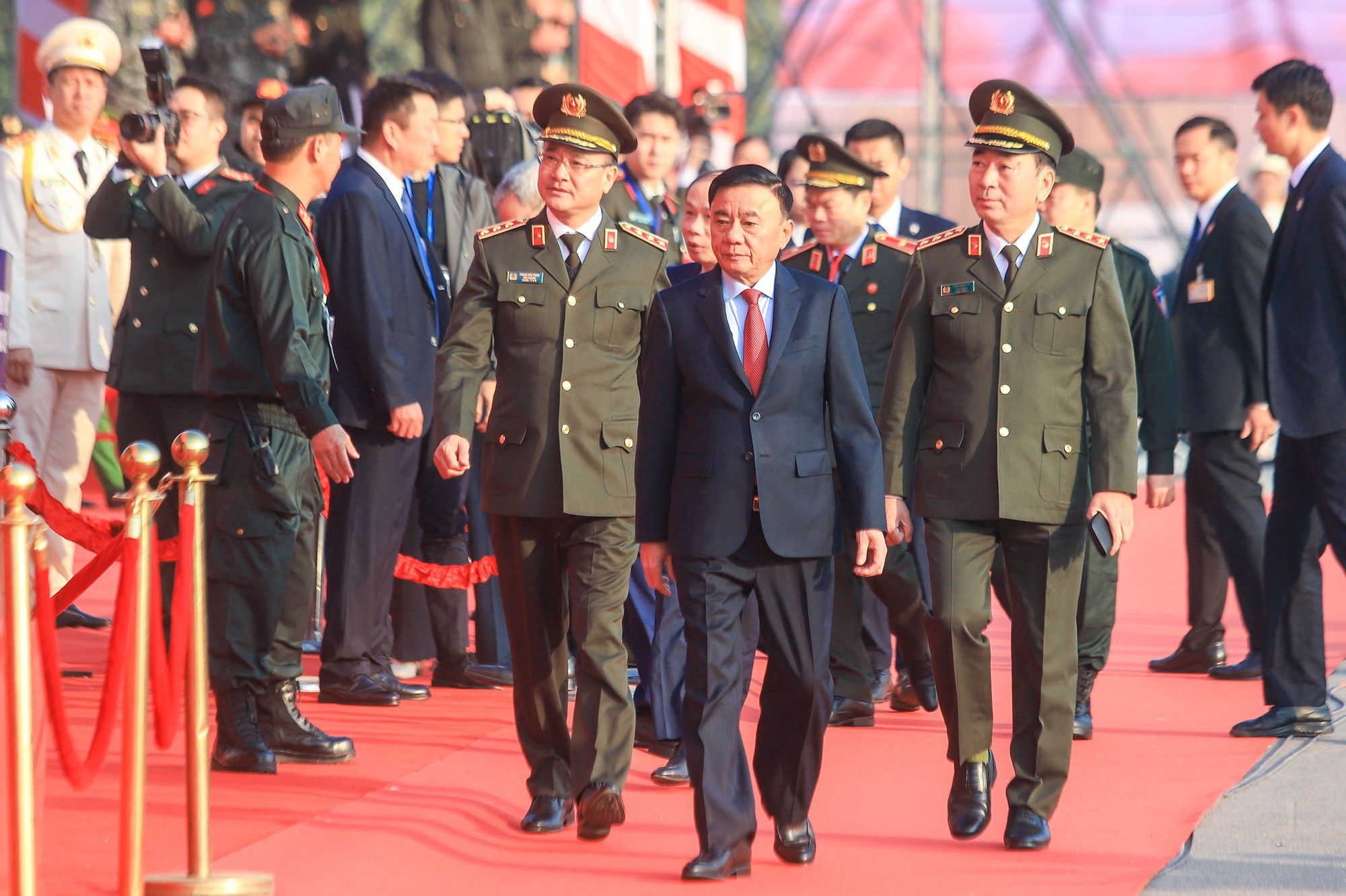 Cảnh s&aacute;t bảo vệ Đại hội XIV của Đảng: Sự kiện ph&ocirc; diễn sức mạnh an ninh - Ảnh 1.