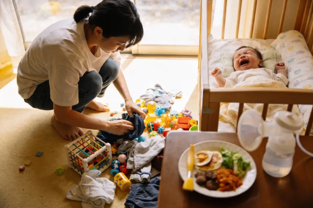 Con vừa tr&ograve;n 1 tuổi, vợ chồng t&ocirc;i từ người y&ecirc;u thương nhau trở th&agrave;nh kẻ th&ugrave;- Ảnh 2.