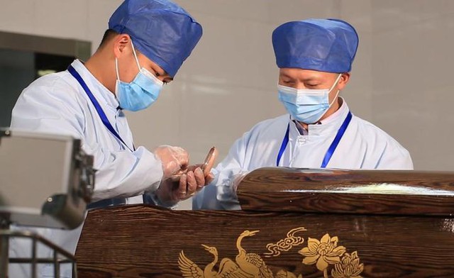 Ng&agrave;nh quản l&yacute; tang lễ: Lương cao v&agrave; cơ hội việc l&agrave;m hấp dẫn - Ảnh 1.