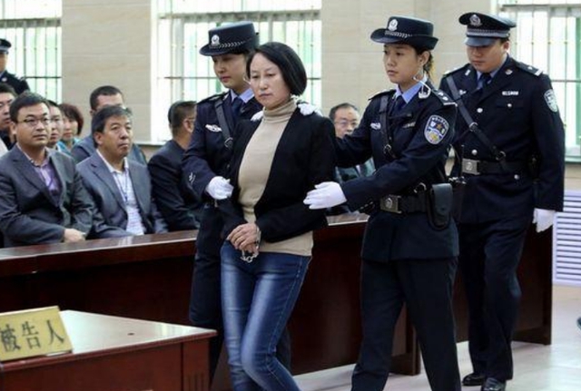 Trương Yến v&agrave; vụ &aacute;n m&ocirc;i giới BĐS g&acirc;y chấn động Trung Quốc - Ảnh 1.