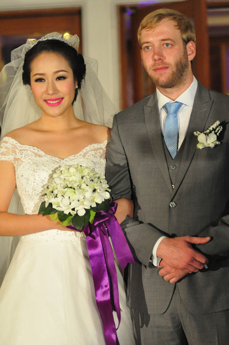 Hoa hậu Ng&ocirc; Phương Lan c&oacute; d&ograve;ng d&otilde;i danh thần, cuộc sống k&iacute;n tiếng ở tuổi U40- Ảnh 5.