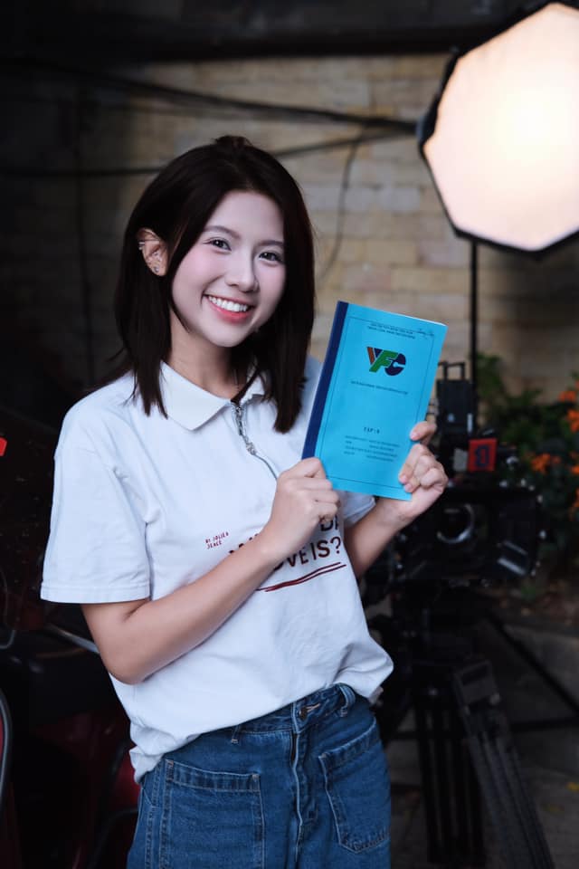 Rầm rộ clip diễn viên 