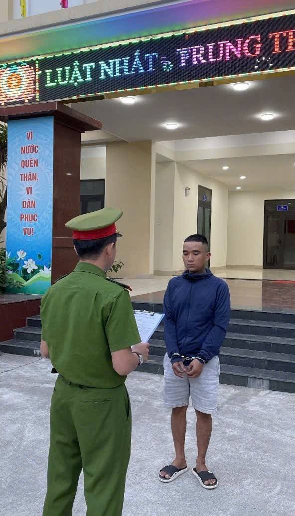 Ra lệnh bắt tạm giam Nguyễn Văn Vinh SN 2000 - Ảnh 2.