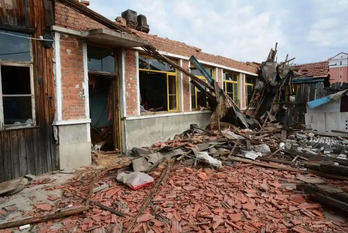 Kh&aacute;ch h&agrave;ng bất ngờ khi tiền đền b&ugrave; bị gửi v&agrave;o bảo hiểm nh&acirc;n thọ - Ảnh 1.