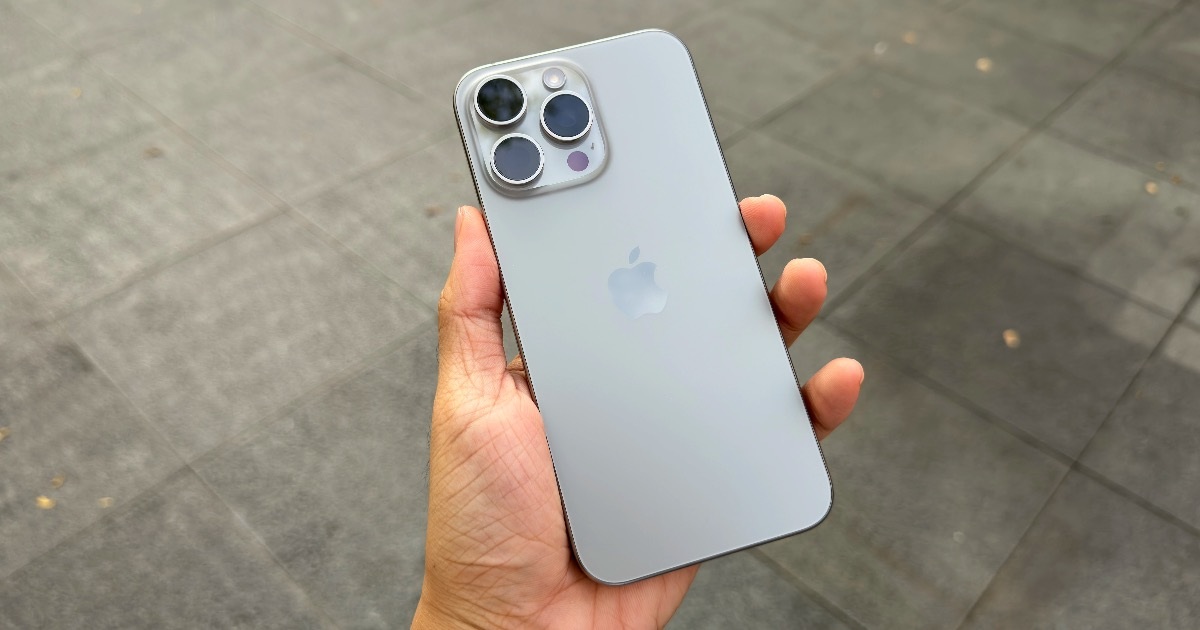 5 chiếc iPhone cũ gi&aacute; rẻ đ&aacute;ng mua nhất 2026 - Ảnh 1.