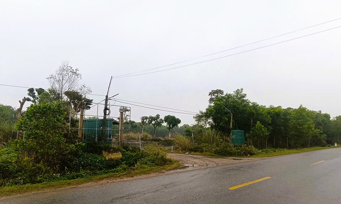 Dự án 250 tỉ đồng "chết yểu" ngay đường lên huyệt đạo thiêng - Ảnh 1.