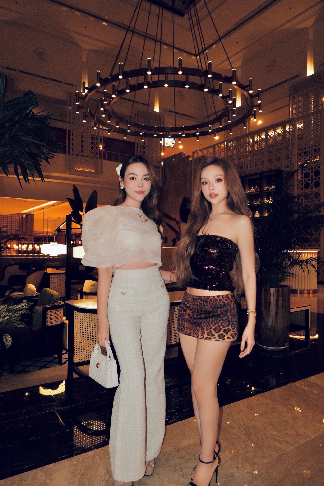 Lần đầu lộ diện căn biệt thự do Huyền Baby và bạn thân 20 năm xây để "dưỡng già" ở Đà Lạt - Ảnh 10. Lần đầu lộ diện căn biệt thự do Huyền Baby và bạn thân 20 năm xây để "dưỡng già" ở Đà Lạt - Ảnh 10.