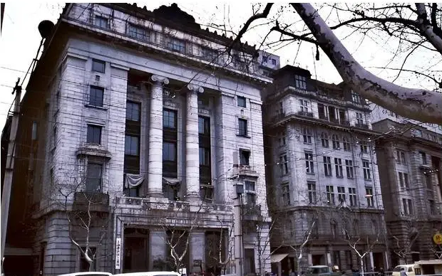 Ảnh cũ Thượng Hải thập niên 1980: Phương tiện này thống trị đường phố, có nơi 40 năm chưa hề khác - Ảnh 28.