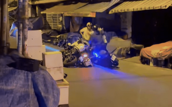 Hai người phụ nữ tử vong nghi do nổ bom bi ở x&atilde; Ph&ugrave; Mỹ Bắc , Gia Lai - Ảnh 1.