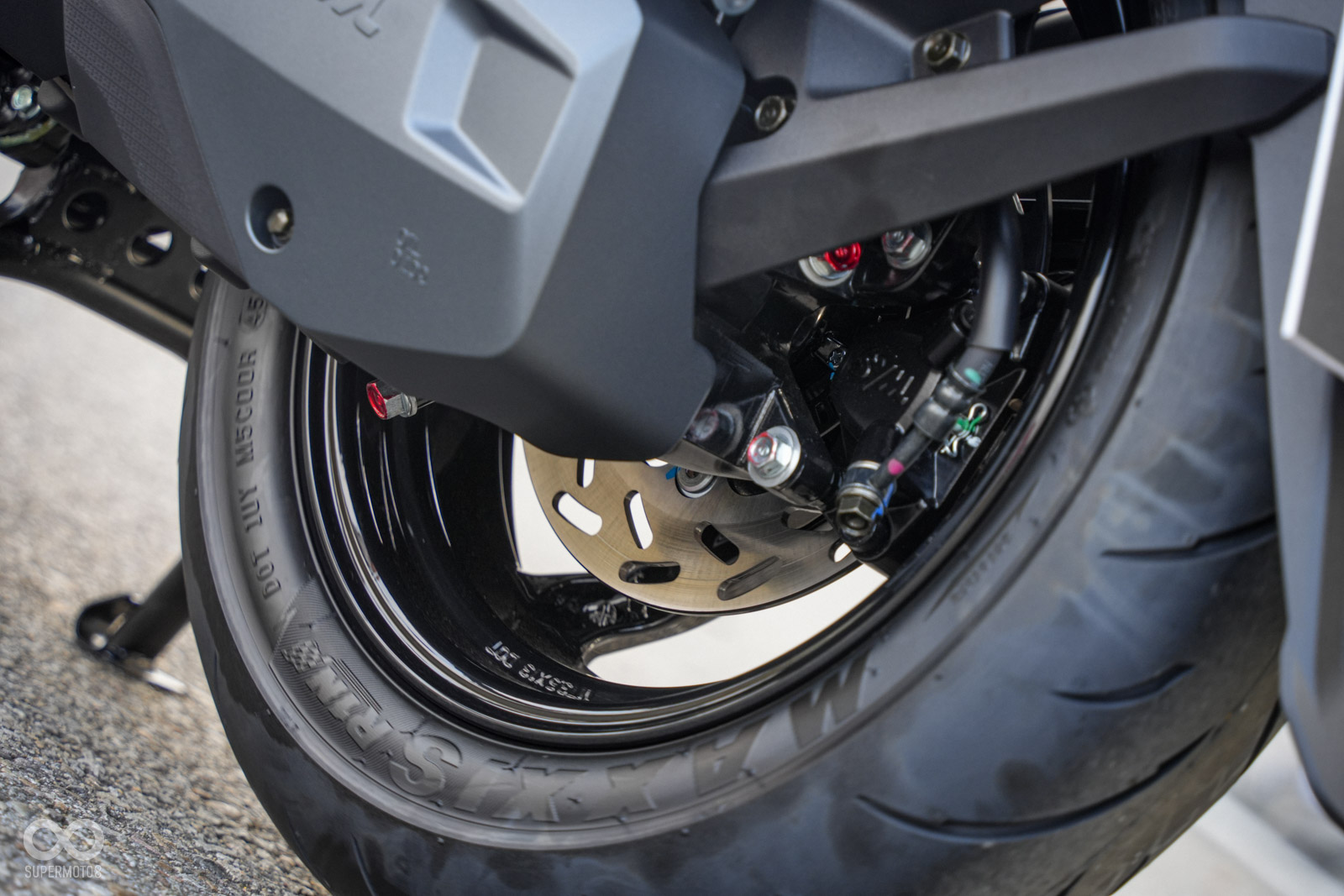 SYM tung ra bản n&acirc;ng cấp cho mẫu xe tay ga 158 cc với h&agrave;ng loại c&ocirc;ng nghệ m&agrave; người d&ugrave;ng Honda, Yamaha ao ước - Ảnh 5.