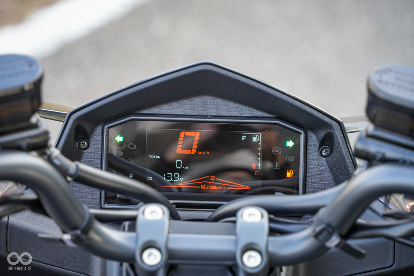 SYM tung ra bản n&acirc;ng cấp cho mẫu xe tay ga 158 cc với h&agrave;ng loại c&ocirc;ng nghệ m&agrave; người d&ugrave;ng Honda, Yamaha ao ước - Ảnh 8.