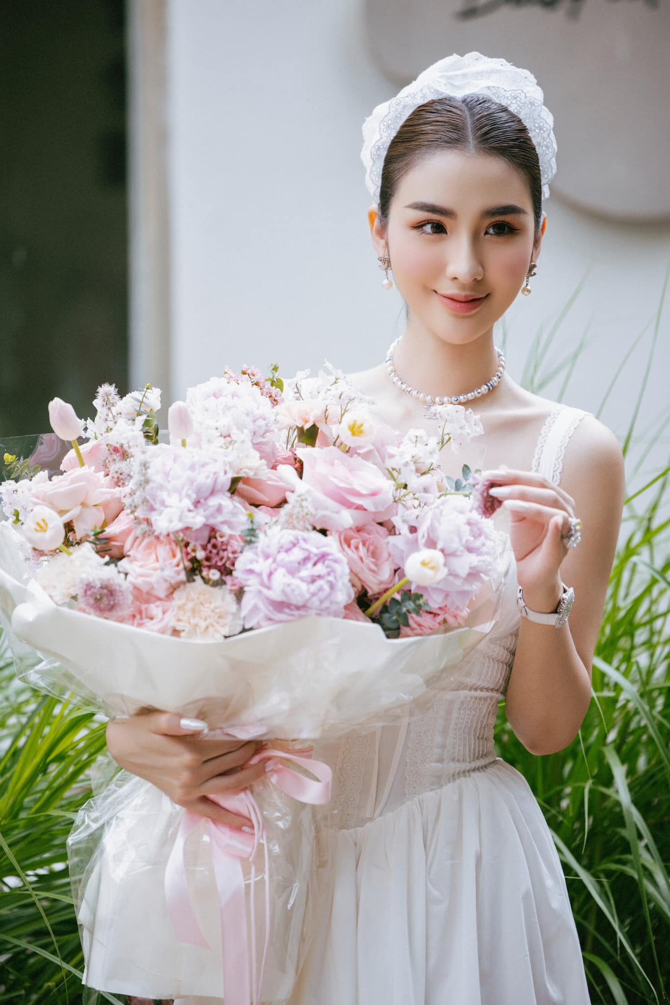 Điểm chung của Ngọc Loan và Lona Kiều Loan- Ảnh 1. Điểm chung của Ngọc Loan và Lona Kiều Loan- Ảnh 1.