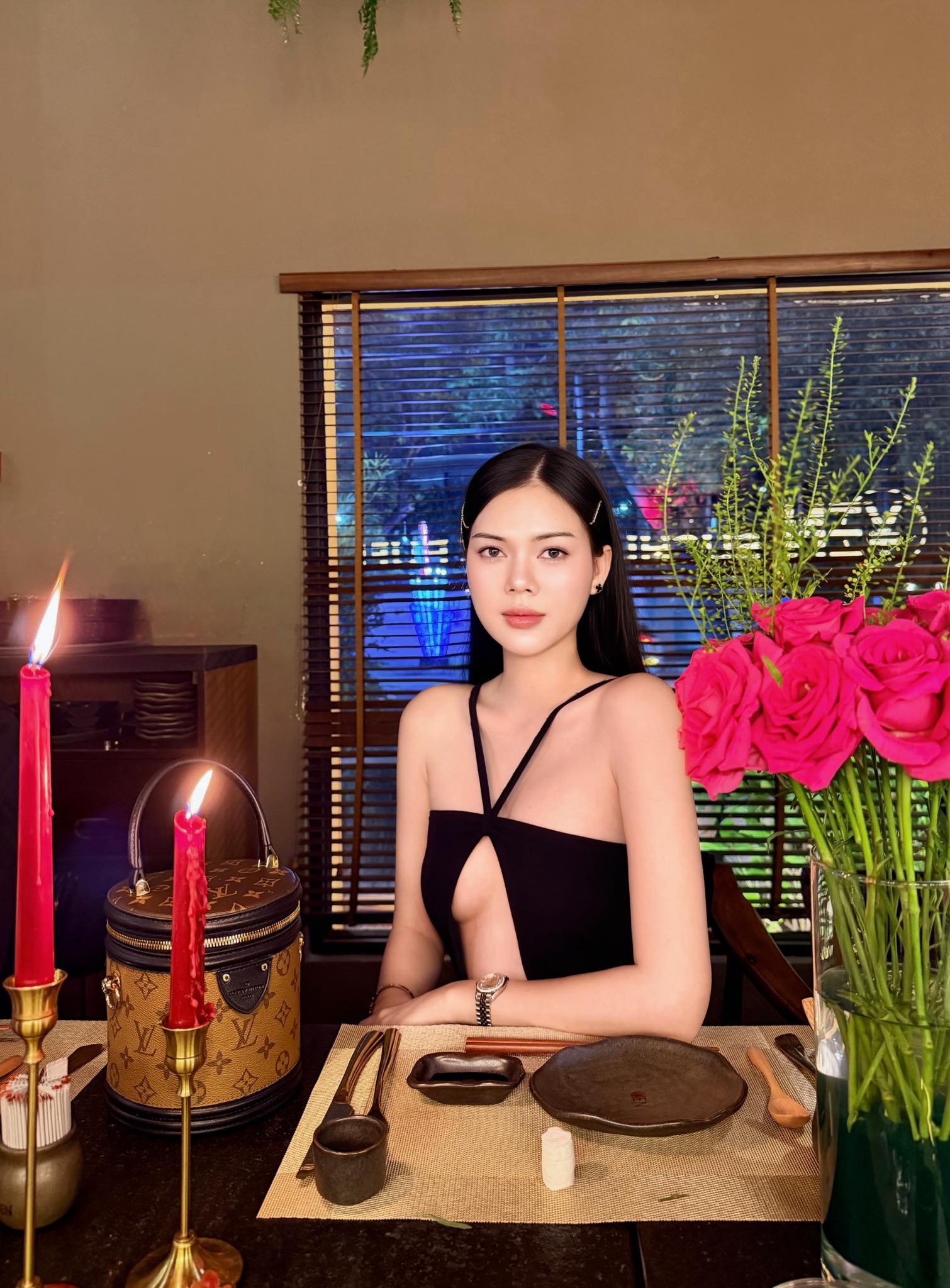 Ngọc Trinh lên tiếng tin ở ẩn vì có bầu - Ảnh 6. Ngọc Trinh lên tiếng tin ở ẩn vì có bầu - Ảnh 6.