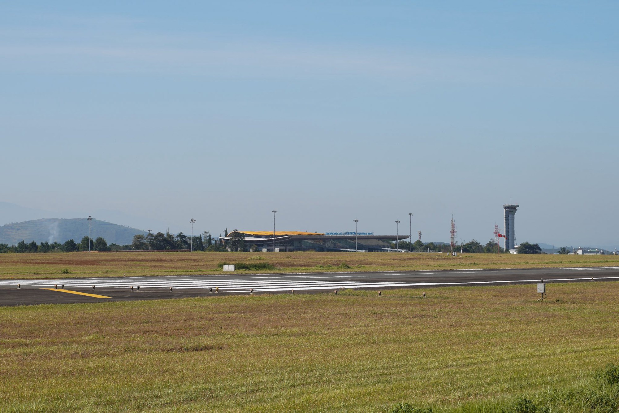 L&yacute; do g&igrave; khiến s&acirc;n bay quốc tế đầu ti&ecirc;n của T&acirc;y Nguy&ecirc;n  sau hơn 1 th&aacute;ng nữa phải đ&oacute;ng cửa?- Ảnh 1.