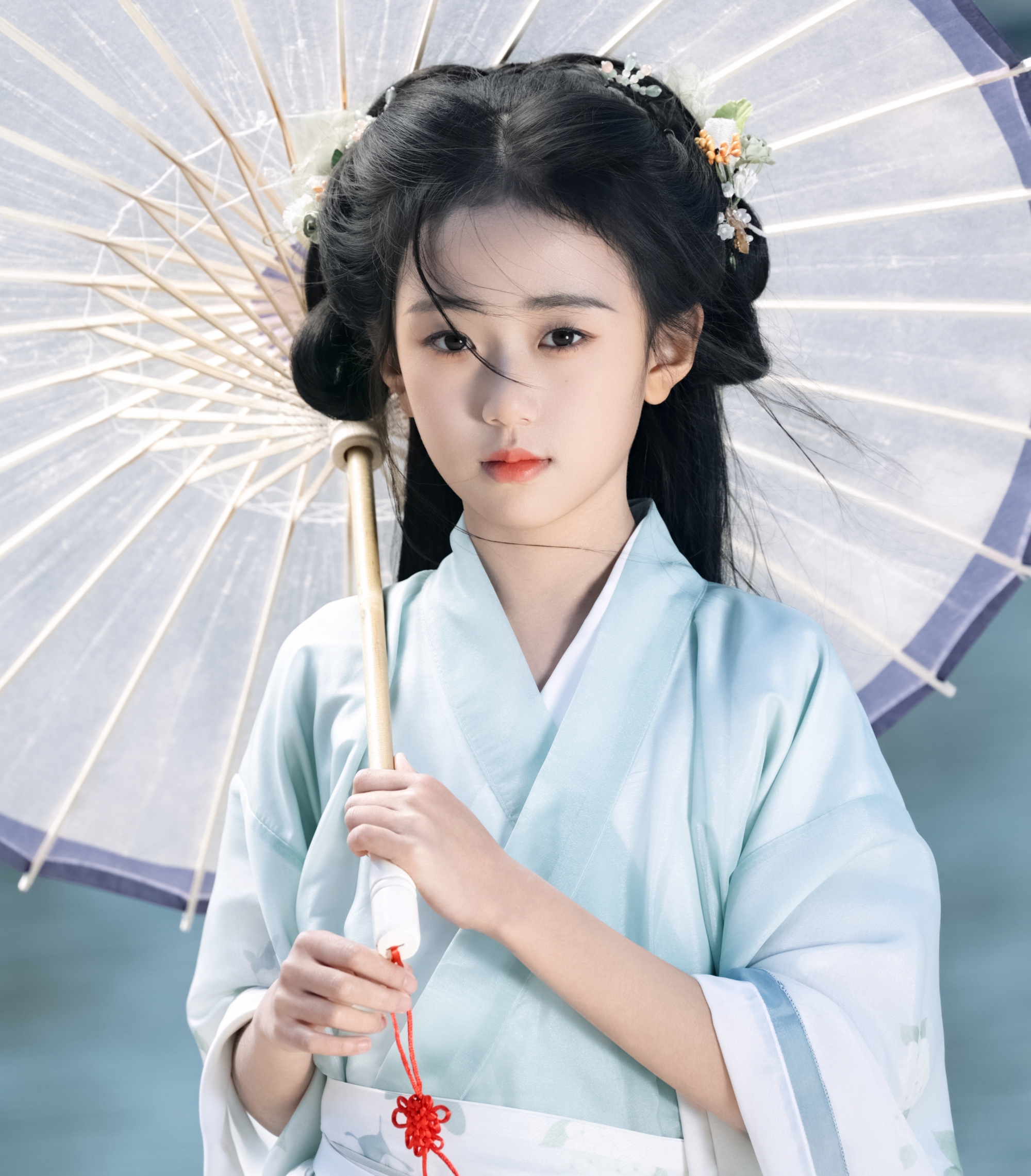 Phim Trung Quốc gây sốc vì tam quan lệch lạc: Nữ chính mới 10 tuổi, kém nam chính gần 20 tuổi- Ảnh 4.