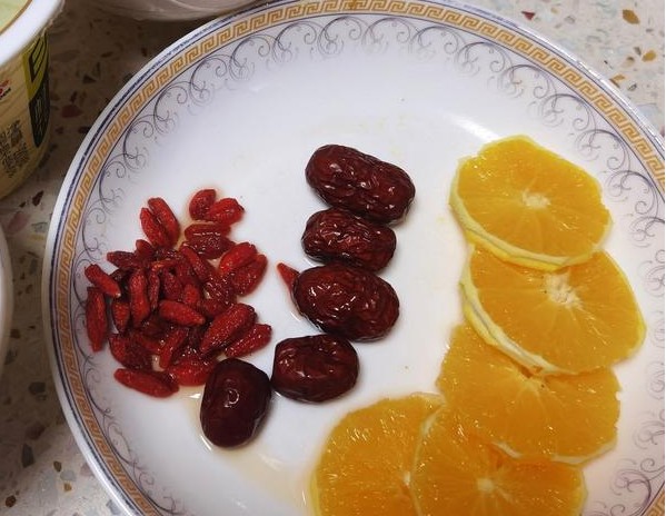 Hóa ra vì tôi hay ăn 3 món này mà da luôn hồng hào, khí huyết lưu thông tốt và tay chân không bao giờ bị lạnh- Ảnh 8.