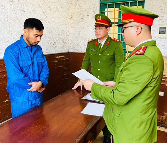 Cựu Gi&aacute;m đốc ng&acirc;n h&agrave;ng ở Quảng Ninh Lừa đảo ng&acirc;n h&agrave;ng chiếm đoạt h&agrave;ng tỷ đồng - Ảnh 1.