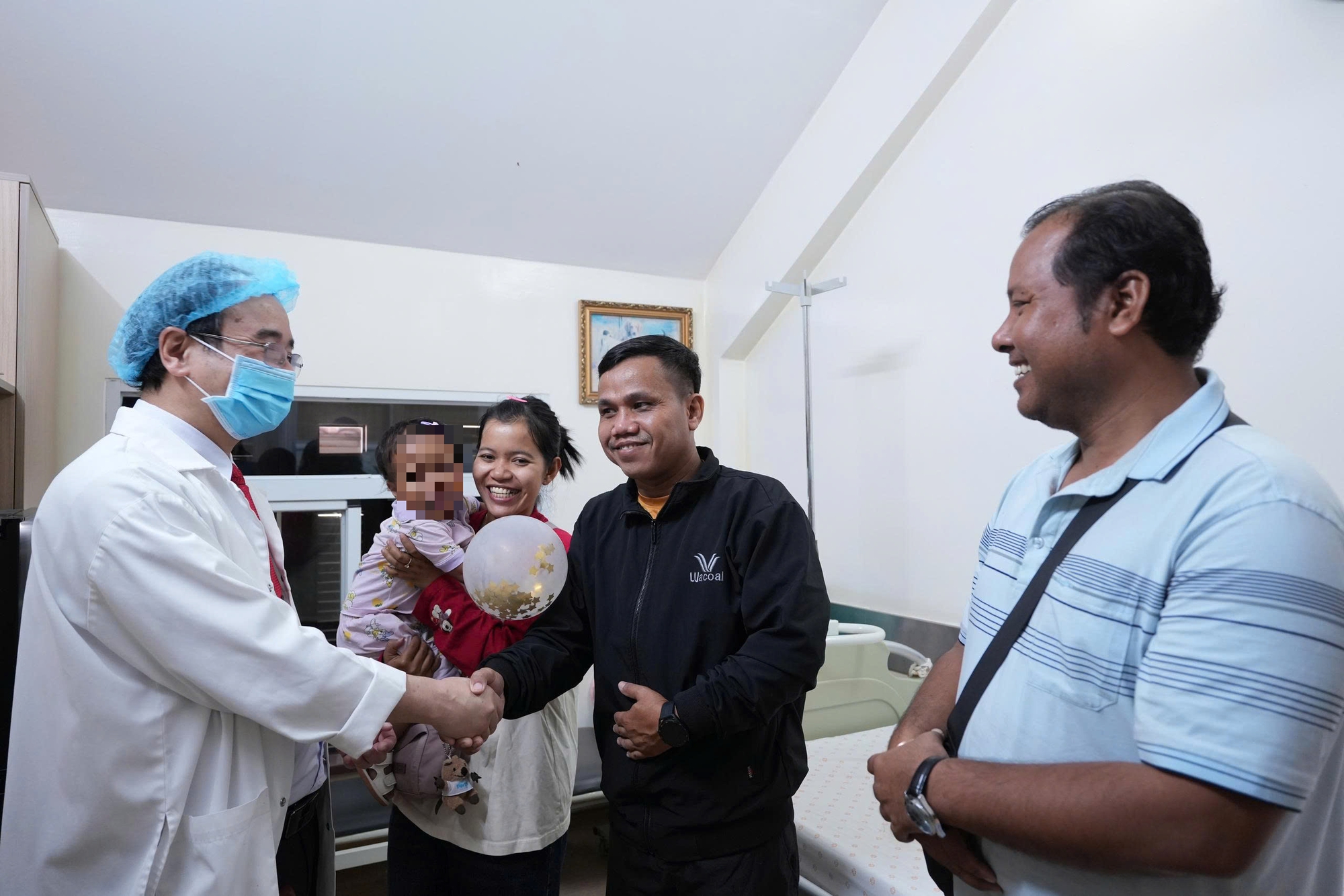 Bé Gái Bị Nhiễm Độc Từ Chính Mình, Đi 6 Bệnh Viện Không Phát Hiện Ra Edit Efcf8Ec59F52100C4943 1768272201214667314754 1768278018430 1768278018633891255219