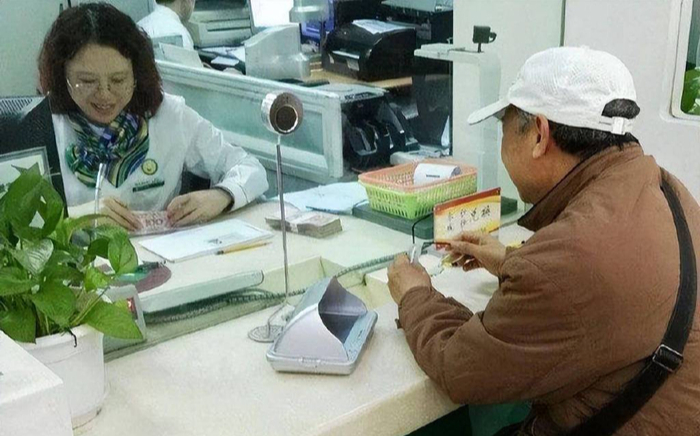 Gửi tiết kiệm 5 tỷ đồng, 6 th&aacute;ng sau nhận về đ&uacute;ng 5 tỷ kh&ocirc;ng l&atilde;i 1 đồng, ng&acirc;n h&agrave;ng khẳng định: &ldquo;Ch&uacute;ng t&ocirc;i kh&ocirc;ng sai&rdquo;- Ảnh 1.