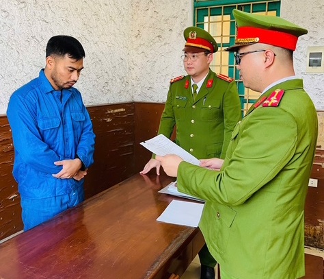 Ra lệnh tạm giam đối với nguy&ecirc;n Gi&aacute;m đốc Ng&acirc;n h&agrave;ng Đỗ Như Trường - Ảnh 1.