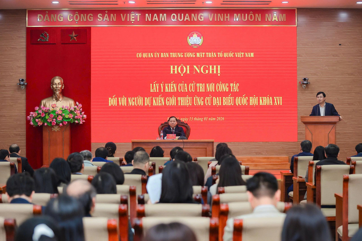 B&agrave; B&ugrave;i Thị Minh H&ograve;ai ứng cử đại biểu Quốc hội kh&oacute;a XVI - hội nghị MTTQ Việt Nam - Ảnh 1.